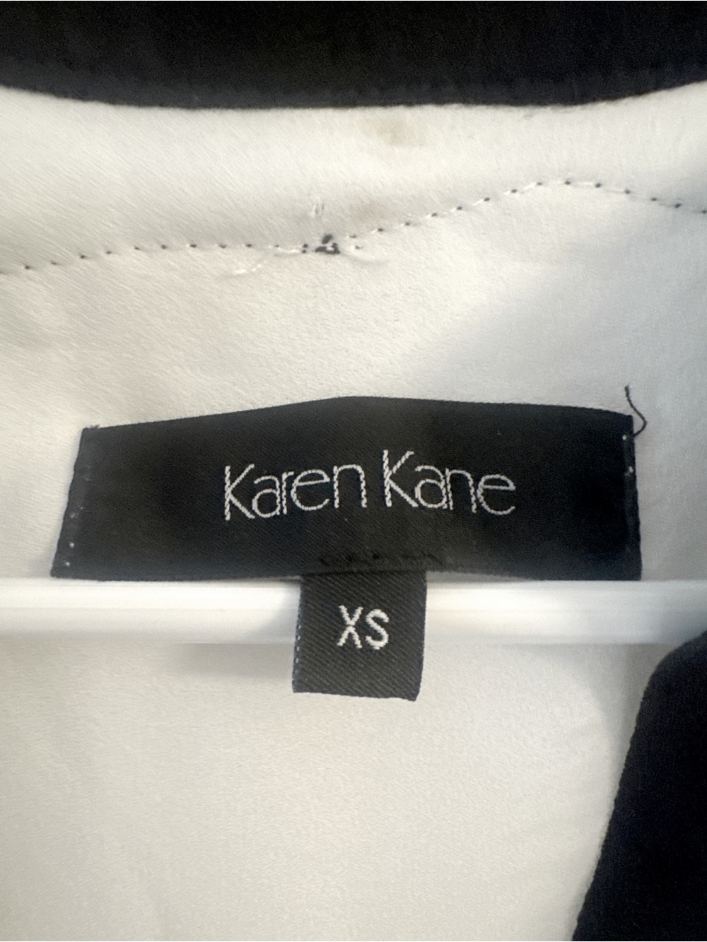 Karen Kane White Blouse Black Lace Yoke Trim Long Sleeve Career Top Size XS - Picture 6 of 7